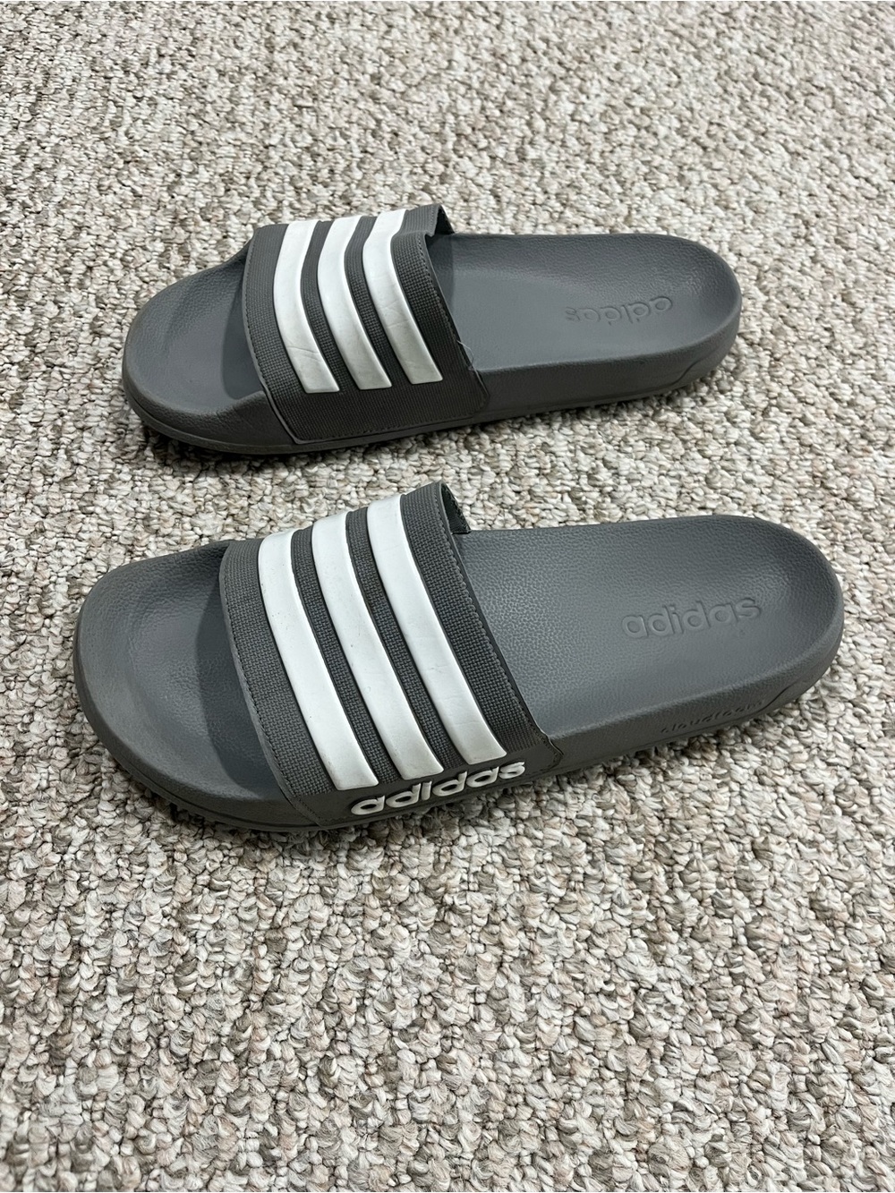 Adidas flip flops us size 11